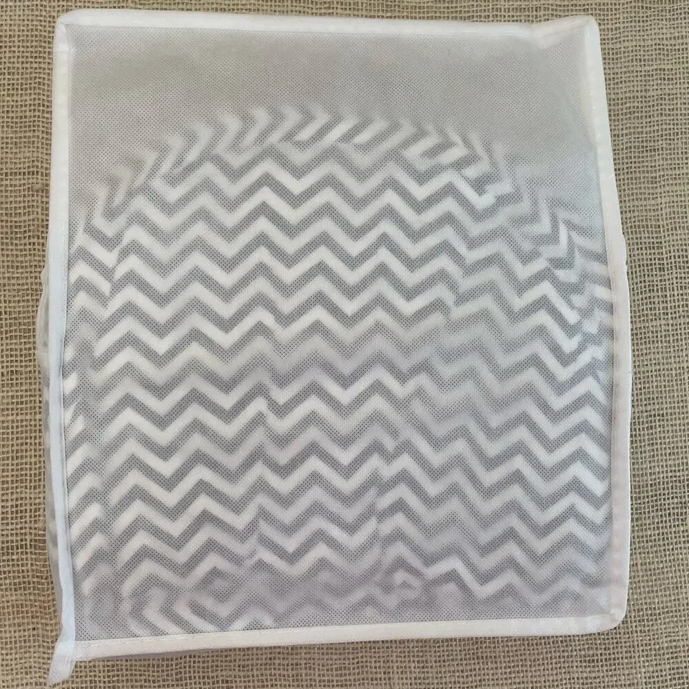 Maternity Belly Cushion for Side Sleeper Support, New in Package,‎ Lemfux